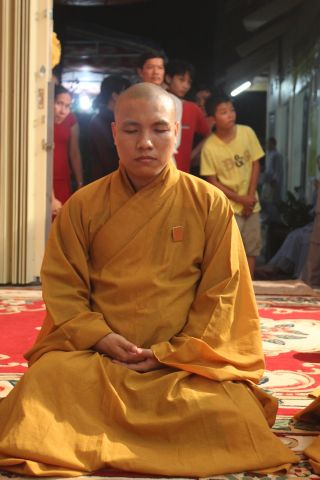 Vinh Long: Thiền tọa bên kim quan nhục thân Thầy
