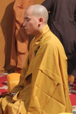 Vinh Long: Thiền tọa bên kim quan nhục thân Thầy