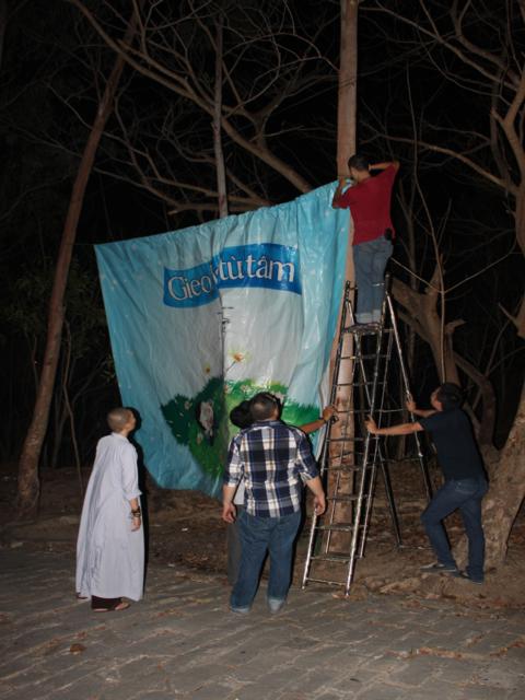 Gieo Hạt Từ Tâm kì 12: Cậu ấm cô chiêu làm nông dân