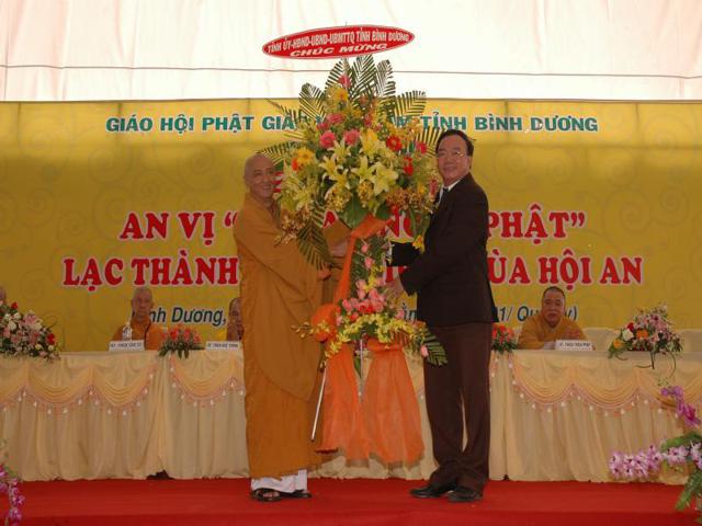 Bình Dương: Đại lễ an vị Kỳ Lam Ngọc Phật lạc thành chánh điện chùa Hội An