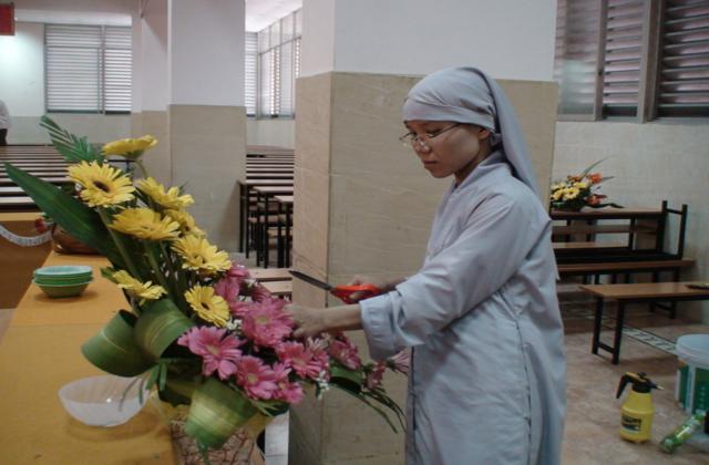 Trường TCPH TP. HCM: Họp bàn chuẩn bị lễ tốt nghiệp và tuyển sinh khóa mới