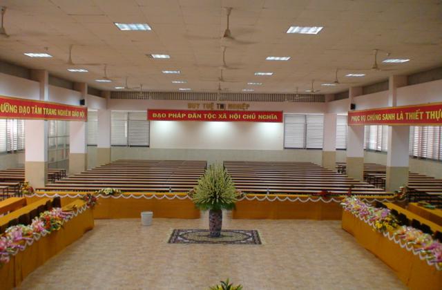 Trường TCPH TP. HCM: Họp bàn chuẩn bị lễ tốt nghiệp và tuyển sinh khóa mới