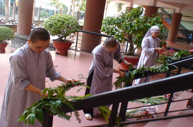 Trường TCPH TP. HCM: Họp bàn chuẩn bị lễ tốt nghiệp và tuyển sinh khóa mới