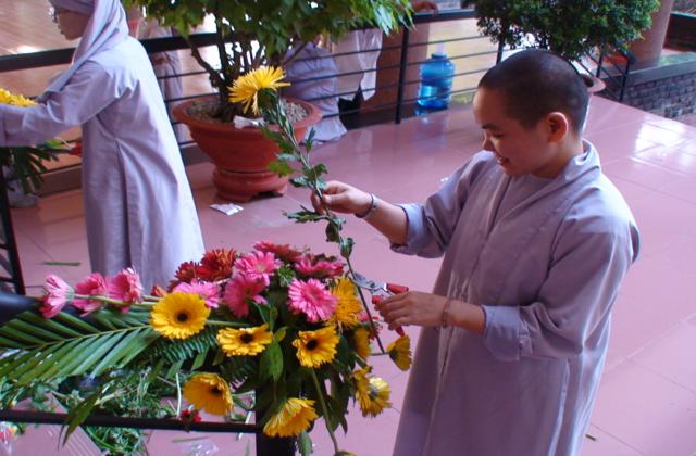 Trường TCPH TP. HCM: Họp bàn chuẩn bị lễ tốt nghiệp và tuyển sinh khóa mới