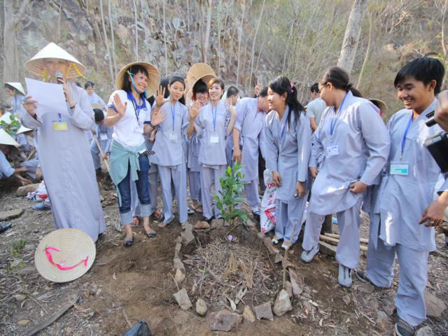 Gieo Hạt Từ Tâm kì 12: Cậu ấm cô chiêu làm nông dân