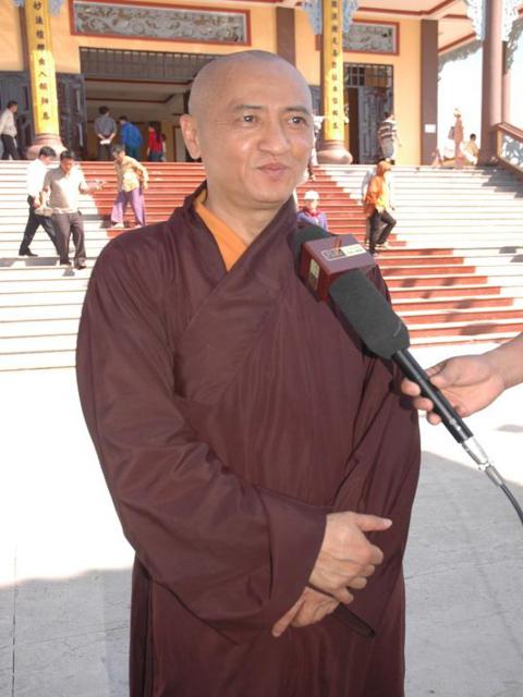 Bình Dương: Đại lễ an vị Kỳ Lam Ngọc Phật lạc thành chánh điện chùa Hội An