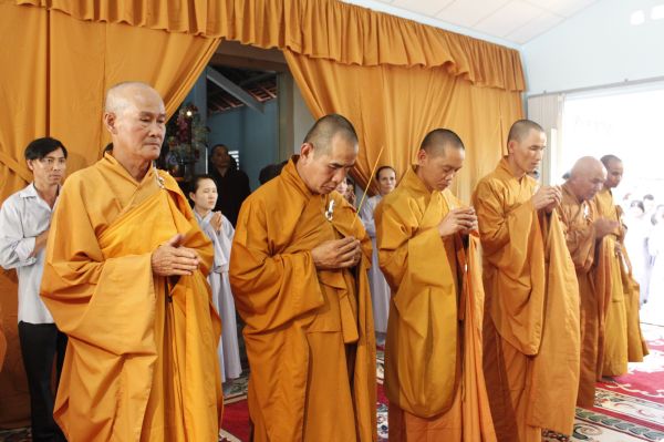 TV Sơn Thắng: Phúng viếng lễ tang cố HT. Thích Đắc Pháp - phần IV