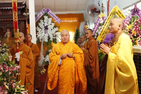 TV Sơn Thắng: Phúng viếng lễ tang cố HT. Thích Đắc Pháp - phần IV