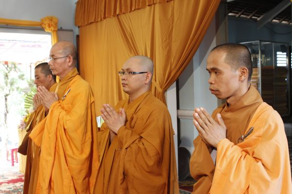 TV Sơn Thắng: Các phái đoàn viếng phần V