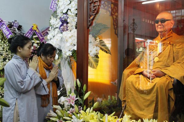 TV Sơn Thắng: Phúng viếng lễ tang cố HT. Thích Đắc Pháp - phần IV