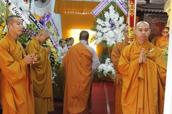 TV Sơn Thắng: Phúng viếng lễ tang cố HT. Thích Đắc Pháp - phần IV