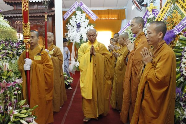 TV Sơn Thắng: Phúng viếng lễ tang cố HT. Thích Đắc Pháp - phần IV