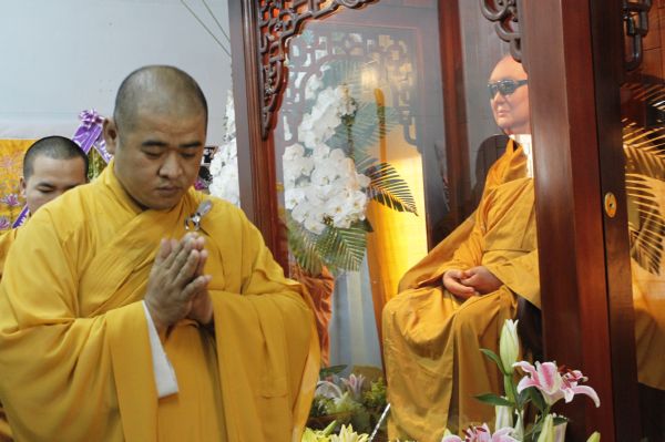 TV Sơn Thắng: Phúng viếng lễ tang cố HT. Thích Đắc Pháp - phần IV