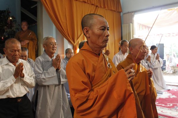 TV Sơn Thắng: Phúng viếng lễ tang cố HT. Thích Đắc Pháp - phần IV