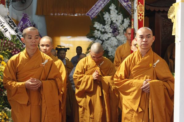 TV Sơn Thắng: Phúng viếng lễ tang cố HT. Thích Đắc Pháp - phần IV