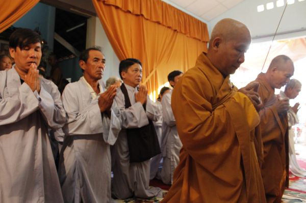 TV Sơn Thắng: Phúng viếng lễ tang cố HT. Thích Đắc Pháp - phần IV