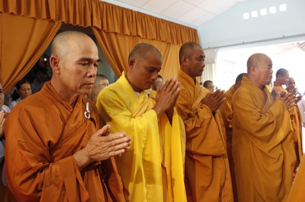 TV Sơn Thắng: Phúng viếng lễ tang cố HT. Thích Đắc Pháp - phần IV