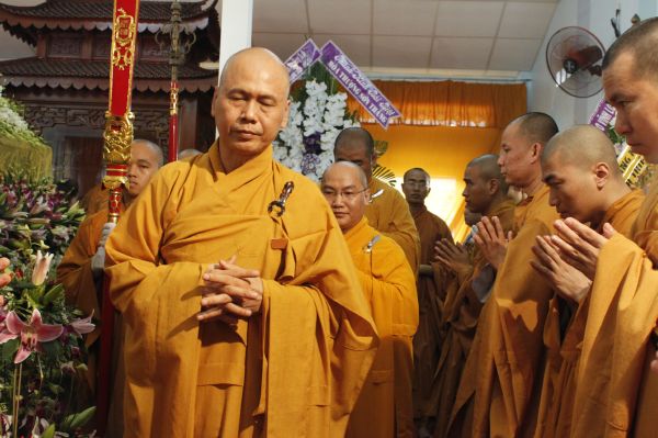 TV Sơn Thắng: Phúng viếng lễ tang cố HT. Thích Đắc Pháp - phần IV