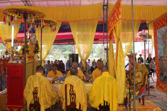 Hà Tĩnh: Long trọng tổ chức Đại lễ lạc thành, an vị tượng Phật tại chùa Phong Phạn