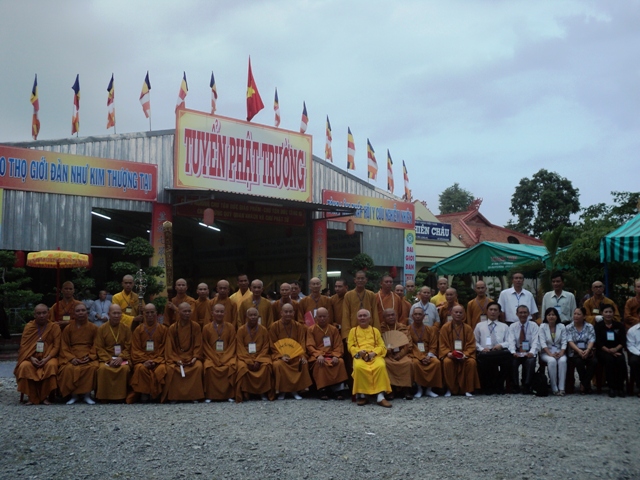 Một chuyến đi nghĩa tình