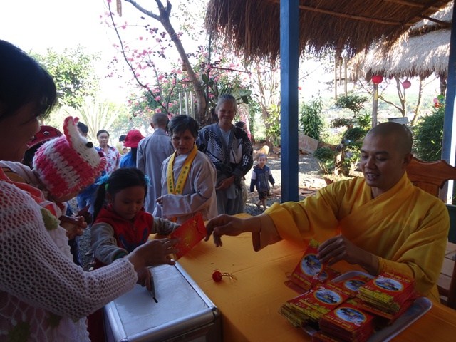 Hoa Khai ngày xuân khai hội