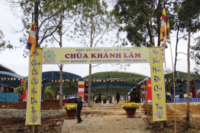 Kon Tum: Chùa Khánh Lâm lễ khai kinh cầu siêu bạt độ các anh hùng liệt sỹ