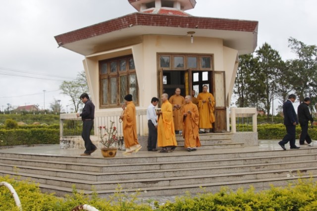 Kon Tum: Chùa Khánh Lâm lễ khai kinh cầu siêu bạt độ các anh hùng liệt sỹ