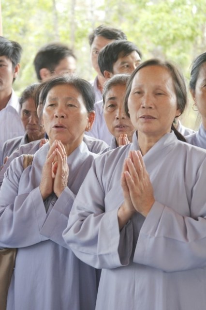 Kon Tum: Hàng ngàn người tham dự lễ cầu siêu tại chùa Khánh Lâm - Măng Đen