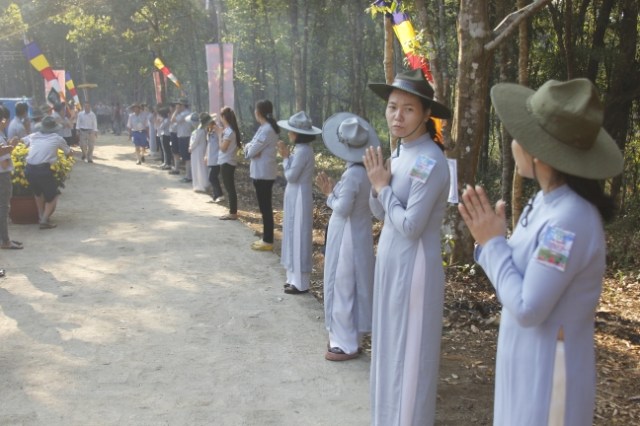 Kon Tum: Hàng ngàn người tham dự lễ cầu siêu tại chùa Khánh Lâm - Măng Đen
