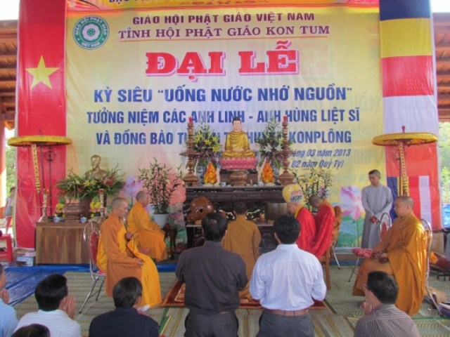 Kon Tum: Chùa Khánh Lâm lễ khai kinh cầu siêu bạt độ các anh hùng liệt sỹ