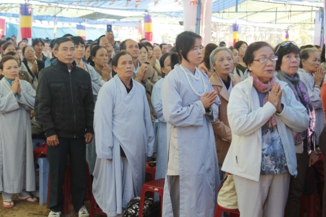 Kon Tum: Hàng ngàn người tham dự lễ cầu siêu tại chùa Khánh Lâm - Măng Đen