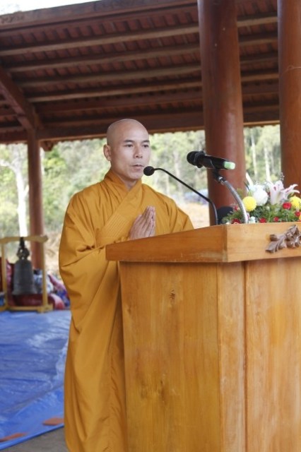 Kon Tum: Hàng ngàn người tham dự lễ cầu siêu tại chùa Khánh Lâm - Măng Đen