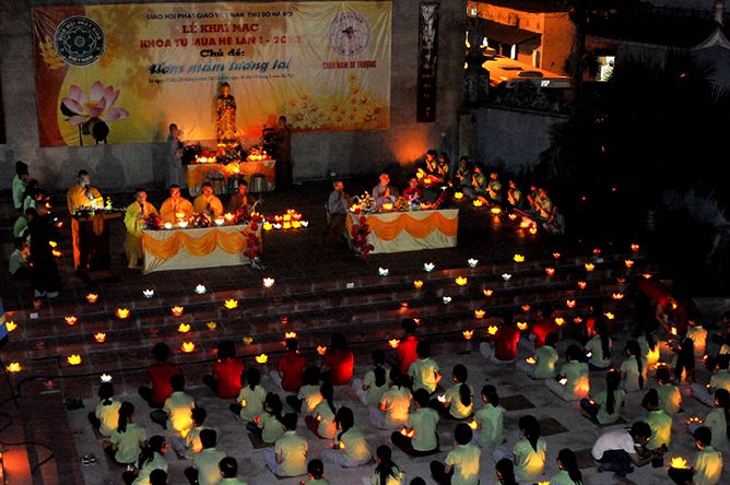 Hà Nội: Chùm ảnh đọng lại trong khóa tu mùa hè 2013 chùa Nam Du Thượng