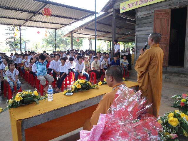 Nhật ký khóa tu mùa hè ngày thứ 2 Chùa Linh Quang Dak Nông