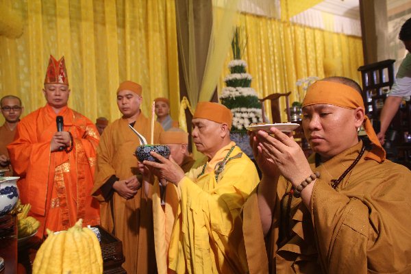 Lễ Cúng Dường Chung Thất Cố Hòa Thượng Phương Trượng Chùa Long Bửu