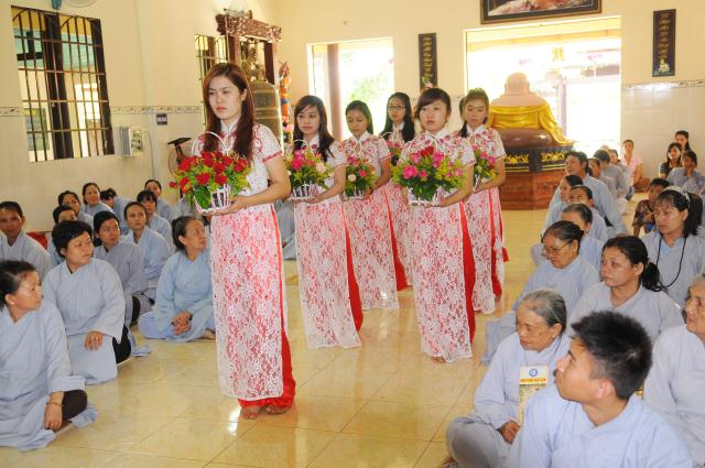 TP.HCM: Thiêng liêng đại lễ tắm Phật sơ sinh tại TV Pháp Hạnh