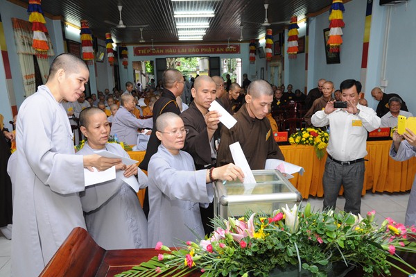 Khai mạc Khóa sinh hoạt Hành chánh của Phật giáo Hóc Môn