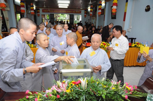 Khai mạc Khóa sinh hoạt Hành chánh của Phật giáo Hóc Môn