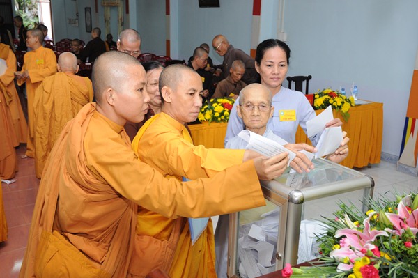 Khai mạc Khóa sinh hoạt Hành chánh của Phật giáo Hóc Môn