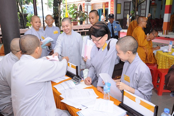 Khai mạc Khóa sinh hoạt Hành chánh của Phật giáo Hóc Môn