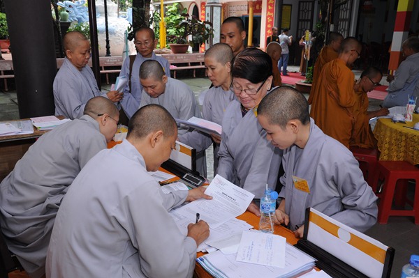 Khai mạc Khóa sinh hoạt Hành chánh của Phật giáo Hóc Môn