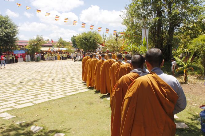 Đồng Tháp: Gieo trồng ruộng phước tại hội trại “Hiểu và Thương”