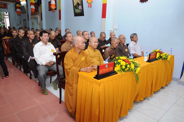 Khai mạc Khóa sinh hoạt Hành chánh của Phật giáo Hóc Môn
