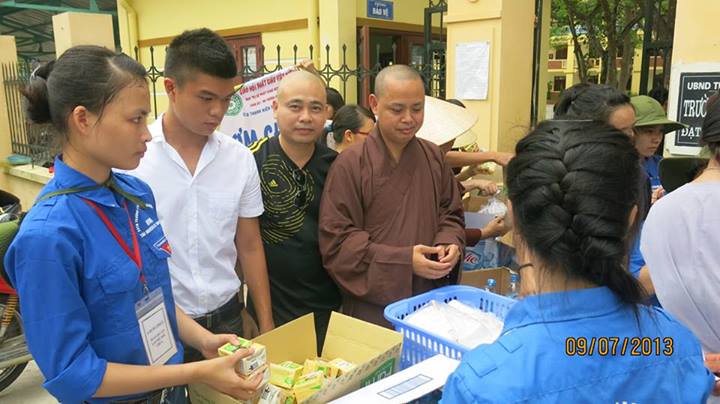 Chùa Sủi:  Cơm chay mùa thi ấm lòng sĩ tử