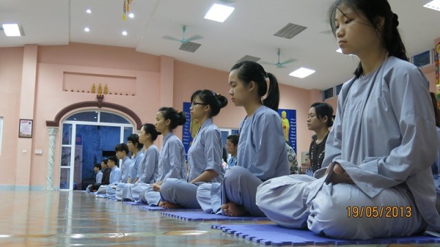 Khóa tu mừng ngày Phật đản với chủ đề ‘’ Tri ơn Phật đản sinh’’ tại chùa Sủi