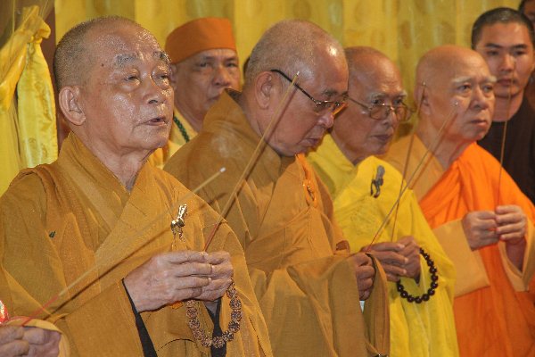 Lễ Cúng Dường Chung Thất Cố Hòa Thượng Phương Trượng Chùa Long Bửu