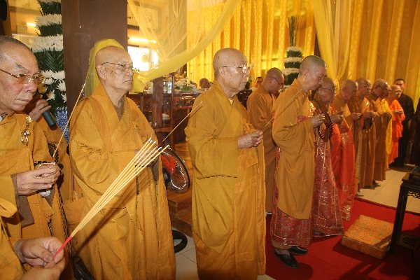 Lễ Cúng Dường Chung Thất Cố Hòa Thượng Phương Trượng Chùa Long Bửu