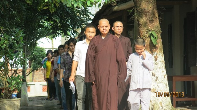 Khóa tu mừng ngày Phật đản với chủ đề ‘’ Tri ơn Phật đản sinh’’ tại chùa Sủi