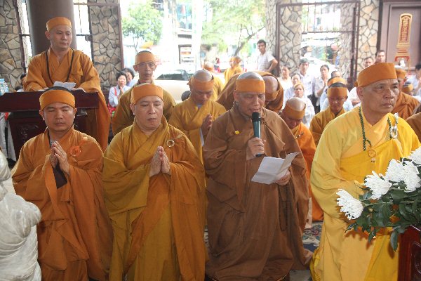 Lễ Cúng Dường Chung Thất Cố Hòa Thượng Phương Trượng Chùa Long Bửu