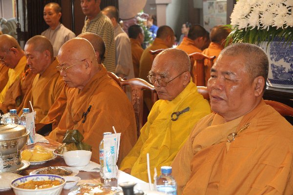 Lễ Cúng Dường Chung Thất Cố Hòa Thượng Phương Trượng Chùa Long Bửu